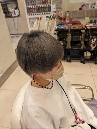 ショート カラー 髪質改善カラー特化 上村保幸のヘアスタイル