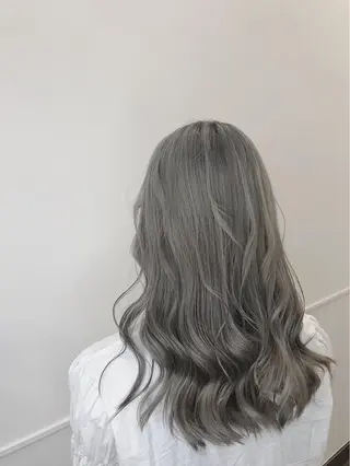 ロング カラー 万都里 MATSURIのヘアスタイル