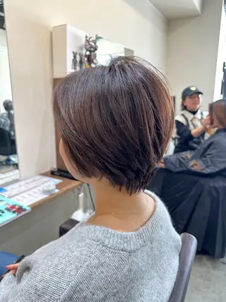 ショート カラー 巻けるケア縮毛矯正✨ ケアカラー✨山下のヘアスタイル