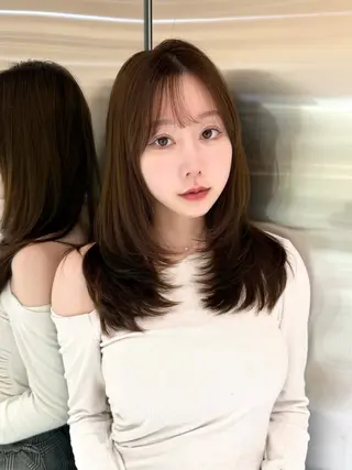 ミディアム Loom by Sea 新宿所属・🦋Kaede/艶/ レイヤー/ミディアムのヘアスタイル