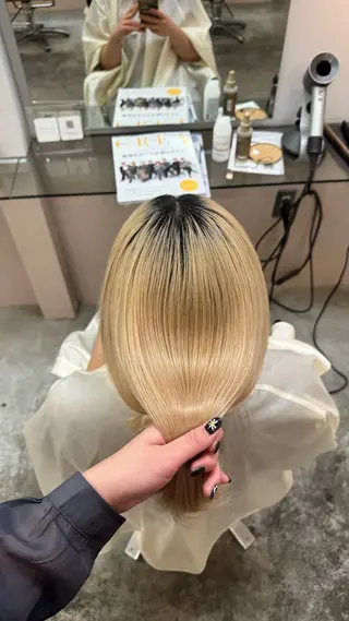 ミディアム Tsukasa/ 透明感 　寒色カラーのヘアスタイル