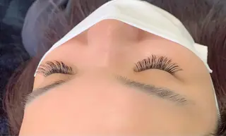 マツエク・マツパ salonLADYSTYLE所属・稲嶺 美華のエステ・リラクイメージ