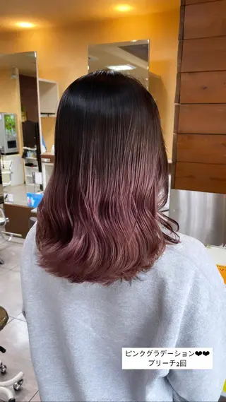 ミディアム カラー ヘアアレンジ HAIRSALONLOOP所属・川上 麻梨阿のヘアスタイル