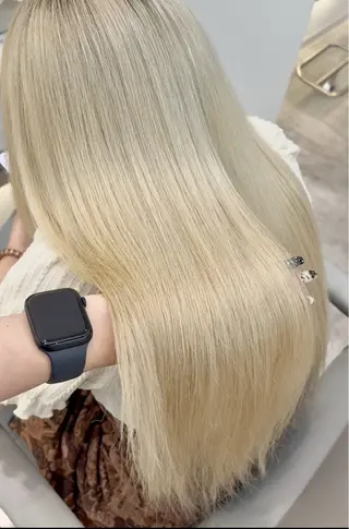 ロング カラー W-TOKYO所属・*:｡. sayaka･*:.のヘアスタイル