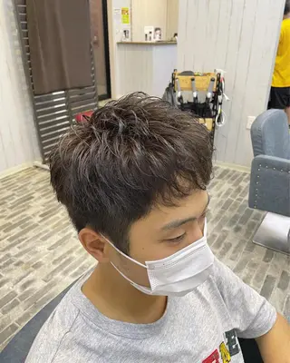 メンズ 姫路アンメリーアン ダンのヘアスタイル