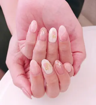 ネイル B.care自由ヶ丘所属・早坂  のネイルデザイン