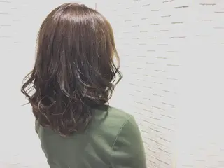 ミディアム セミロング ロング カラー boutique misakiのヘアスタイル