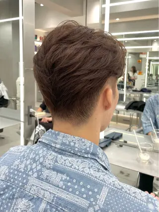ショート カラー メンズ センターパート/ マッシュ 小野 樹のヘアスタイル