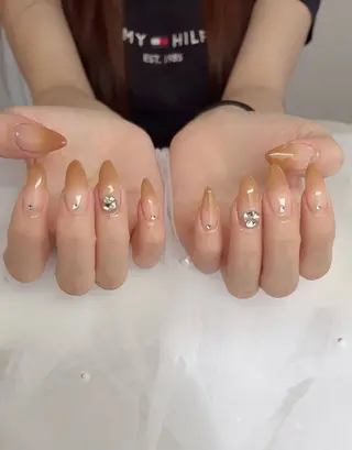ネイル Eclat AIKAのネイルデザイン