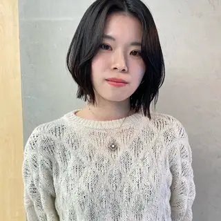 ショート 韓国レイヤー/暖色 カラー/KOTONEのヘアスタイル
