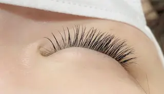 マツエク・マツパ Eyelash Salon 4Uのマツエク・マツパデザイン