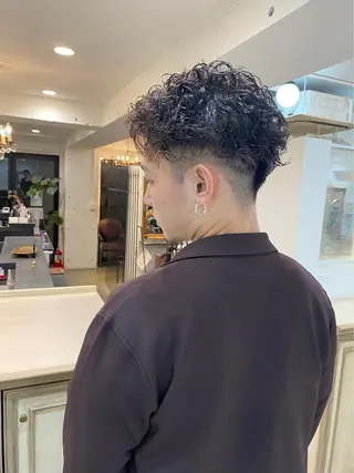 ショート メンズ カラーが上手い 辻悠月のヘアスタイル