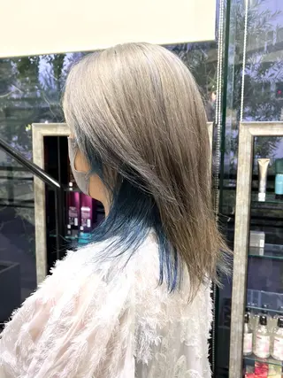 セミロング カラー 海外girl🤎 透明感ベージュmaoのヘアスタイル