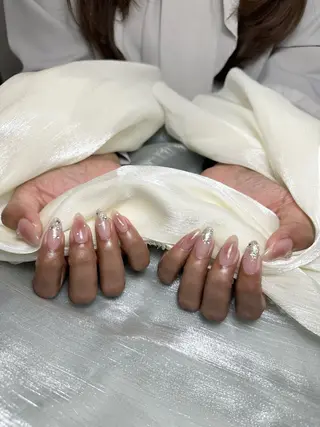 ネイル ATELIERHARLOW所属・nailist MOEのネイルデザイン