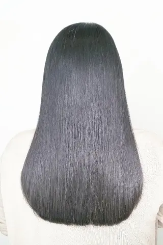 ロング カラー TOCCA　 HARUKA　のヘアスタイル