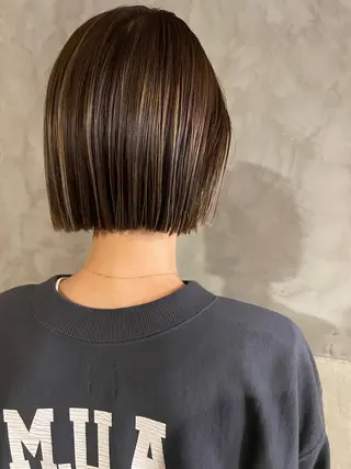 ショート カラー さの あやねのヘアスタイル