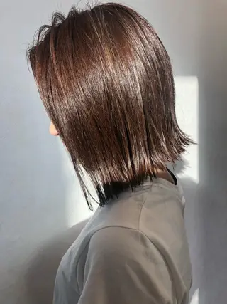 ミディアム カラー 透明感♡︎♡︎ 佐々木早苗のヘアスタイル