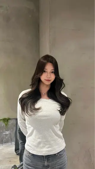 ロング カラー 原田 瑞季のヘアスタイル