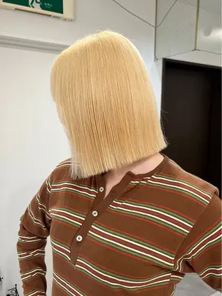 ショート カラー ヘアアレンジ SALOWIN京都河原町Suite店所属・外国人風レイヤー/ ハイトーンSHUのヘアスタイル