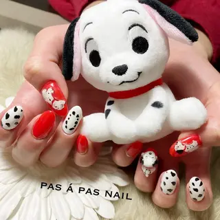 ネイル Yakko pas á pasのネイルデザイン