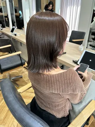 セミロング Asumi 髪質改善のヘアスタイル
