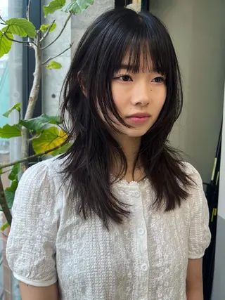 ミディアム レイヤーカット カシマハヤトのヘアスタイル