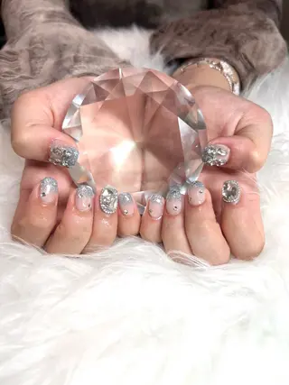 ネイル 井尻 紗菜のネイルデザイン