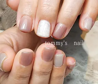 ネイル tommy's nail所属・福岡/若よもぎ蒸し 全身美容が叶うサロンのネイルデザイン