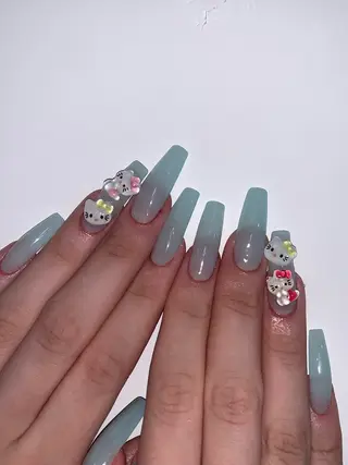 ネイル NES NAIL所属・さゆり￤推しキャラ ￤ロングネイル🩷のネイルデザイン