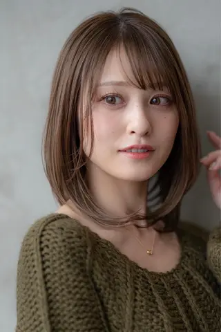 セミロング カラー Moana by HEADLIGHT 武蔵小杉店 【モアナ バイ ヘッドライト】所属・大森 勝馬のヘアスタイル