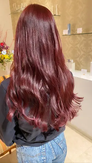 ロング カラー カラースペシャリスト ・齊藤 羽瑠輝のヘアスタイル