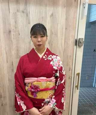 竹村 恵功代のヘアスタイル