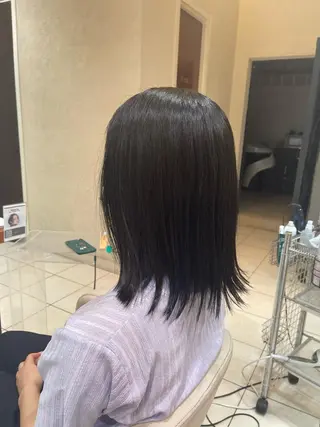 セミロング カラー カネヒラ リョウスケのヘアスタイル