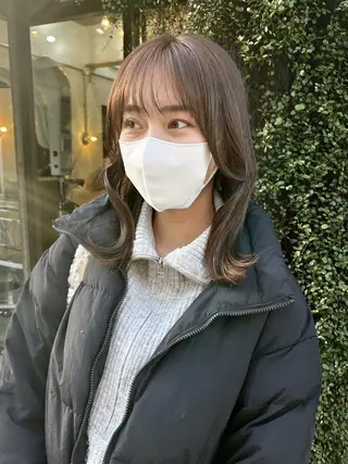 カラー セミロング 🌼U24 ヘアデザインラボのヘアスタイル