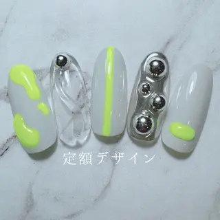 ネイル 柴田 彩のネイルデザイン