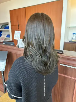 ロング カラー 今中 紗英のヘアスタイル