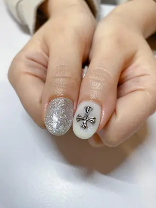 ネイル 表参道colore所属・表参道colore店 REICAのネイルデザイン