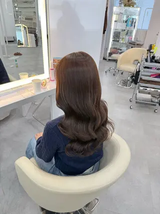 セミロング R/🎀 ヘアセット・艶カラーのヘアスタイル