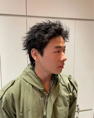 ショート パーマ メンズ 豊崎 佑輔のヘアスタイル