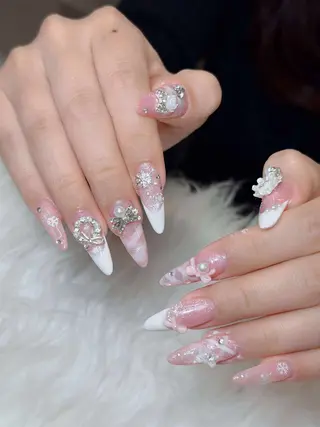 ネイル Lumi Nail 新大久保3‘のネイルデザイン