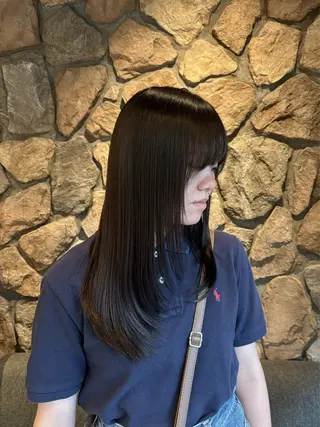 ロング 小玉 唯依のヘアスタイル