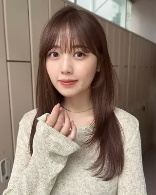 セミロング 後藤 愛美/レイヤーカットのヘアスタイル