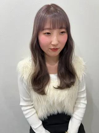 セミロング Loem【ロエム】所属・RINA 【Loem】のヘアスタイル