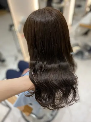 ミディアム カラー 艶髪・透明感カラー・ 韓国ヘア・Yuriのヘアスタイル