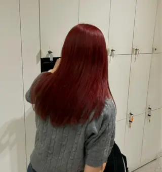 カラー yuka/ 透明感カラーのヘアスタイル