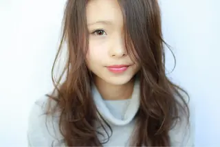 セミロング カラー Hair  Design Lima所属・中村 海のヘアスタイル