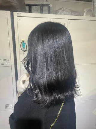 ミディアム ふかたさや🌟 艶感カラー🌟のヘアスタイル