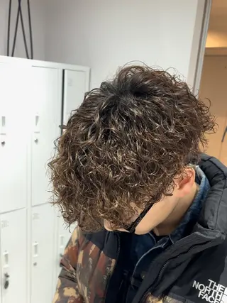 ショート パーマ メンズ 波巻きスパイラル🌀 新潟/万代/山下優のヘアスタイル