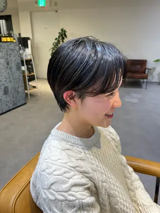 ショート MASHU  adobe(アドベ)店所属・カットモデル募集 🍊YUIのヘアスタイル