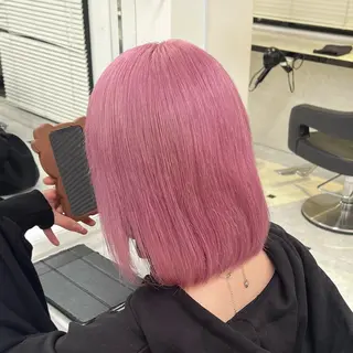 ショート 🍒透明感カラー🌨 🥕ハイトーンカラーのヘアスタイル